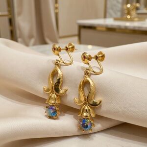Vintage Gold Tone Dangle Rhinestone Clip on Screw Back Earrings